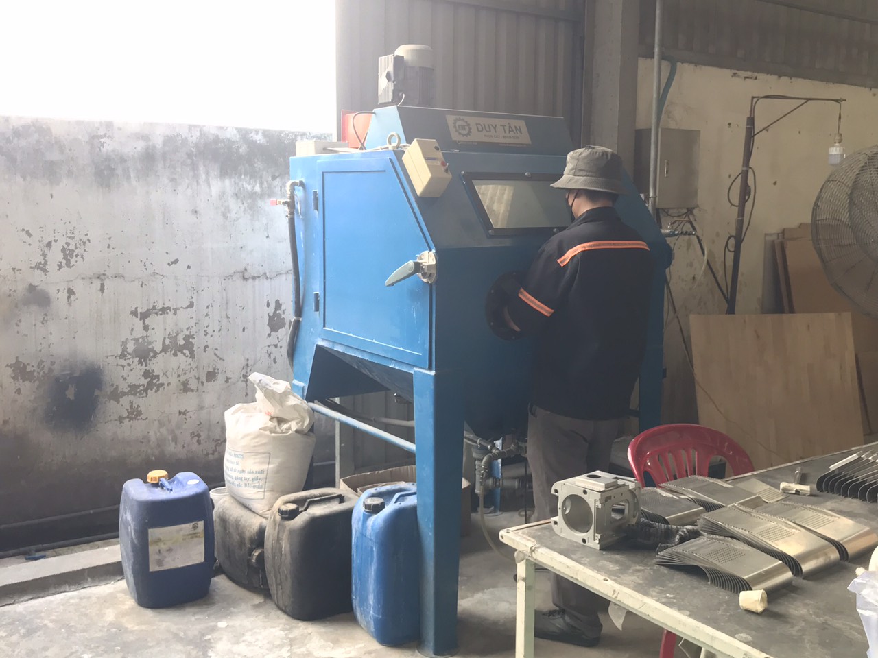 Sandblasting Machine (2).jpg